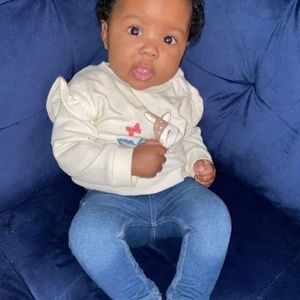 Meet your Posher, Crystal